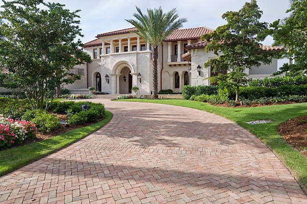 Best Local Driveway Pavers  in Creve Coeur, IL
